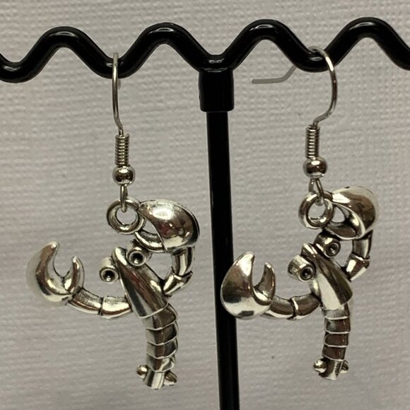 Lobster Earring, Crab Earring, Seafood Earring, Nautical Earring, Gift Idea - Picture 3 of 6